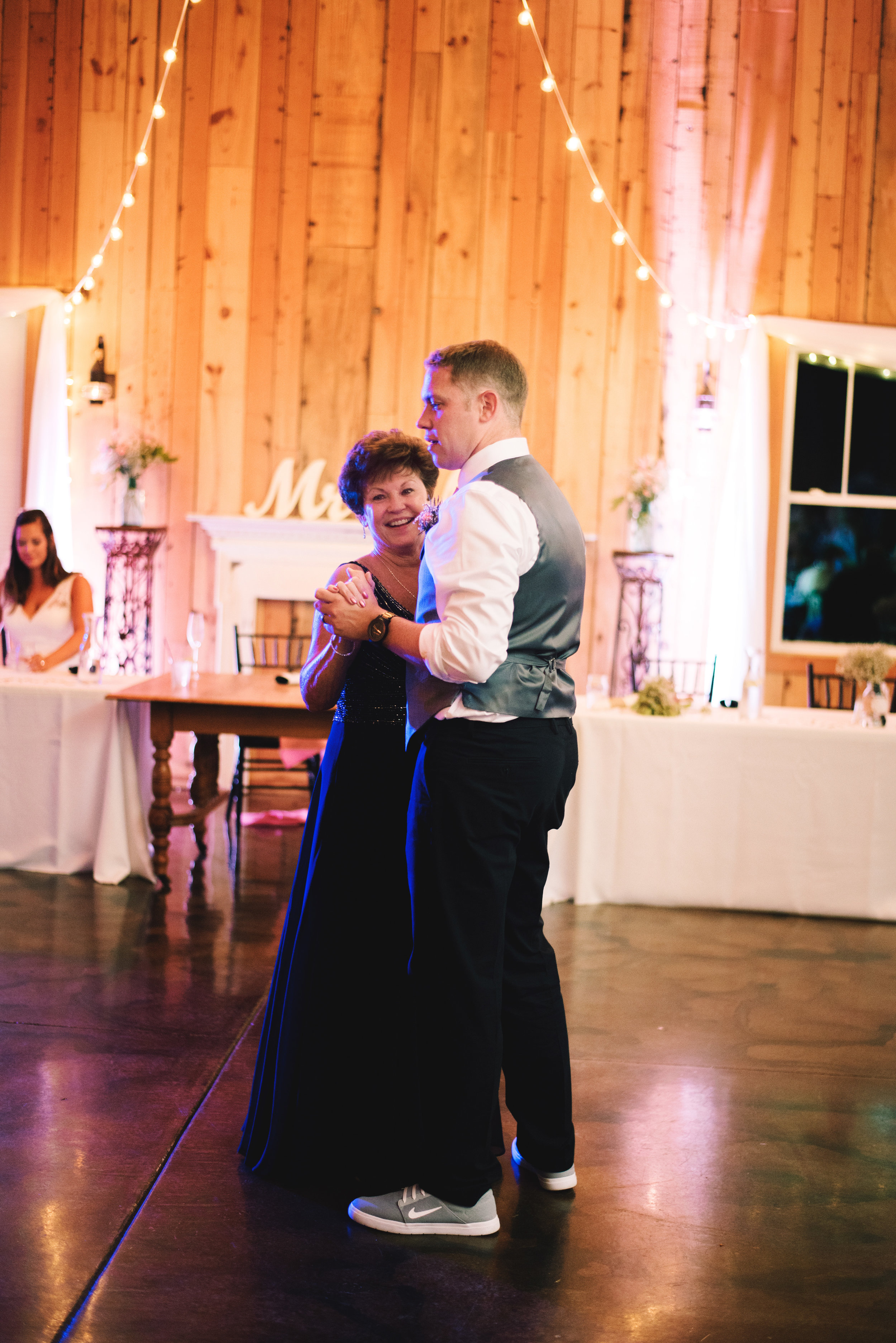 9_Reception814.jpg