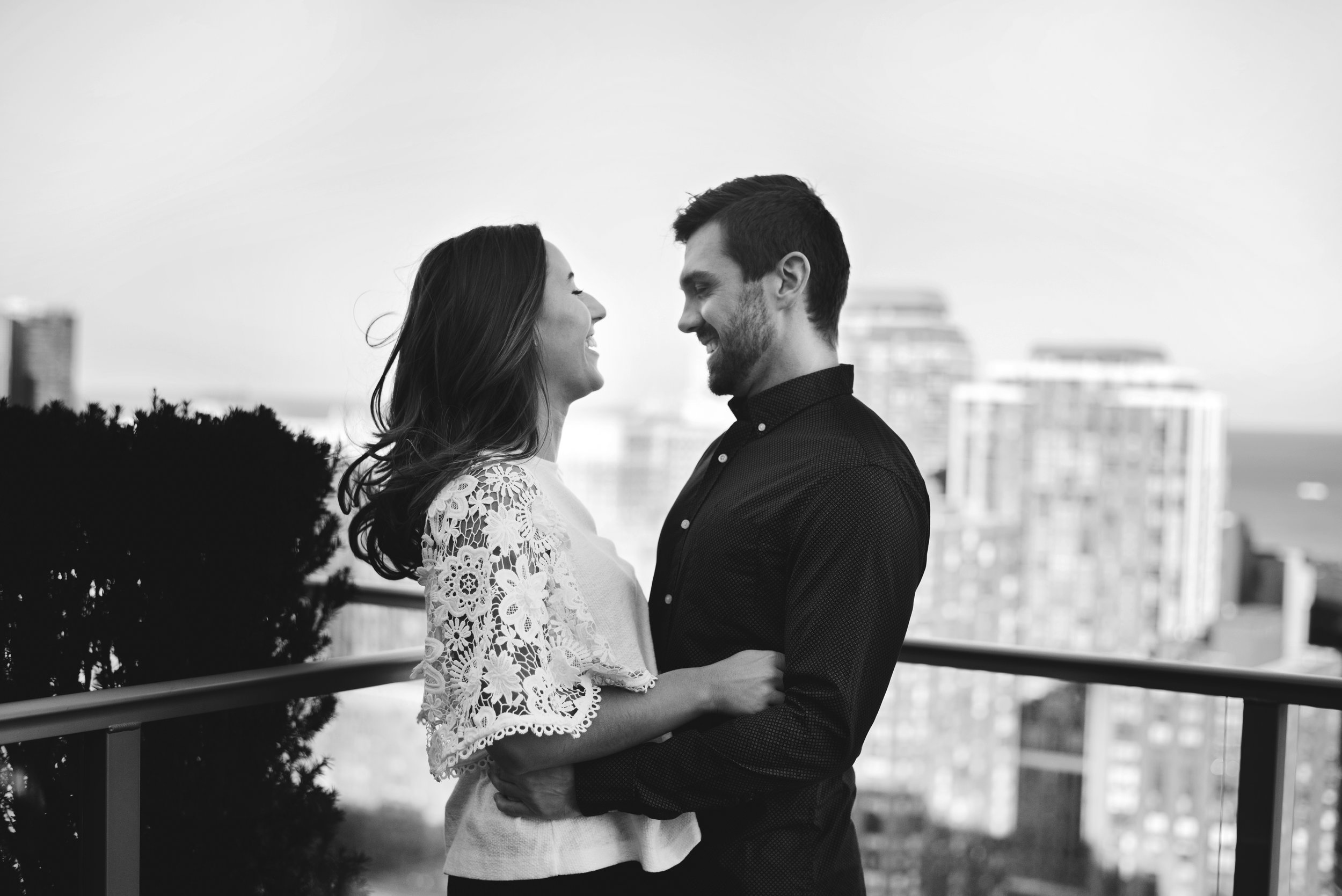 Chicago-Fall-Engagement-Session_0044.jpg