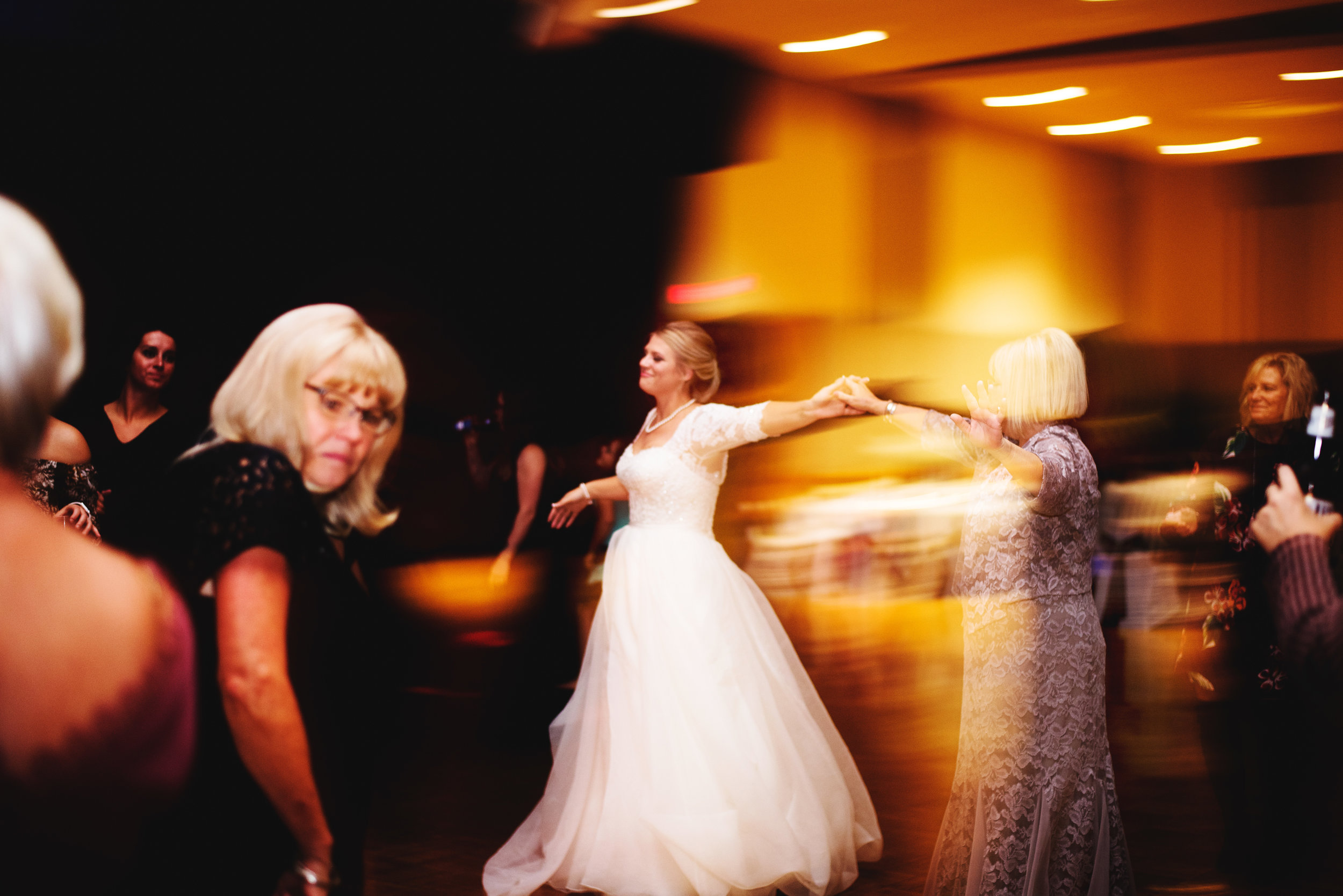 King-Northern-Illinois-University-Wedding162.jpg