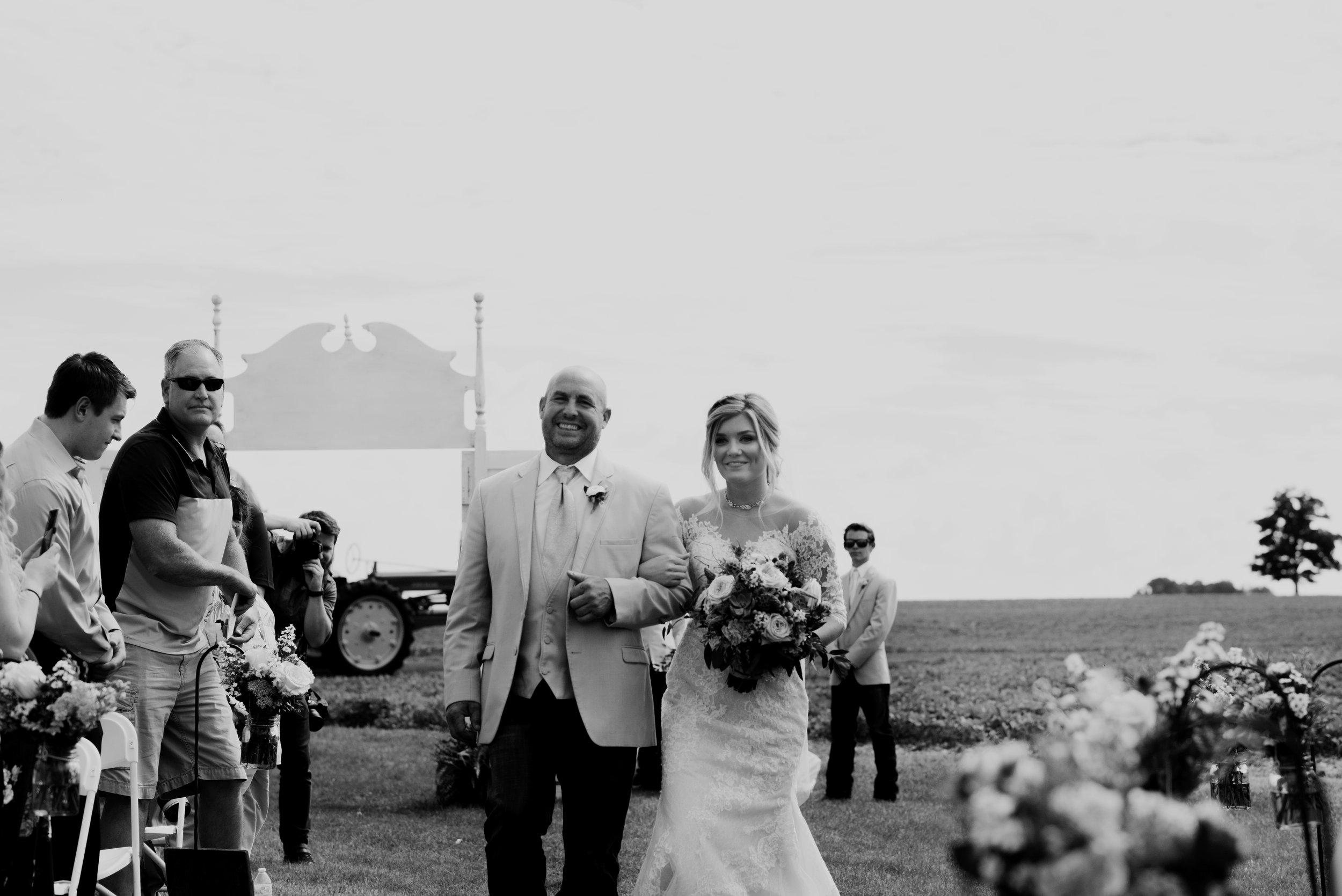 3_Risley-Margeno-farmwedding_0011.jpg