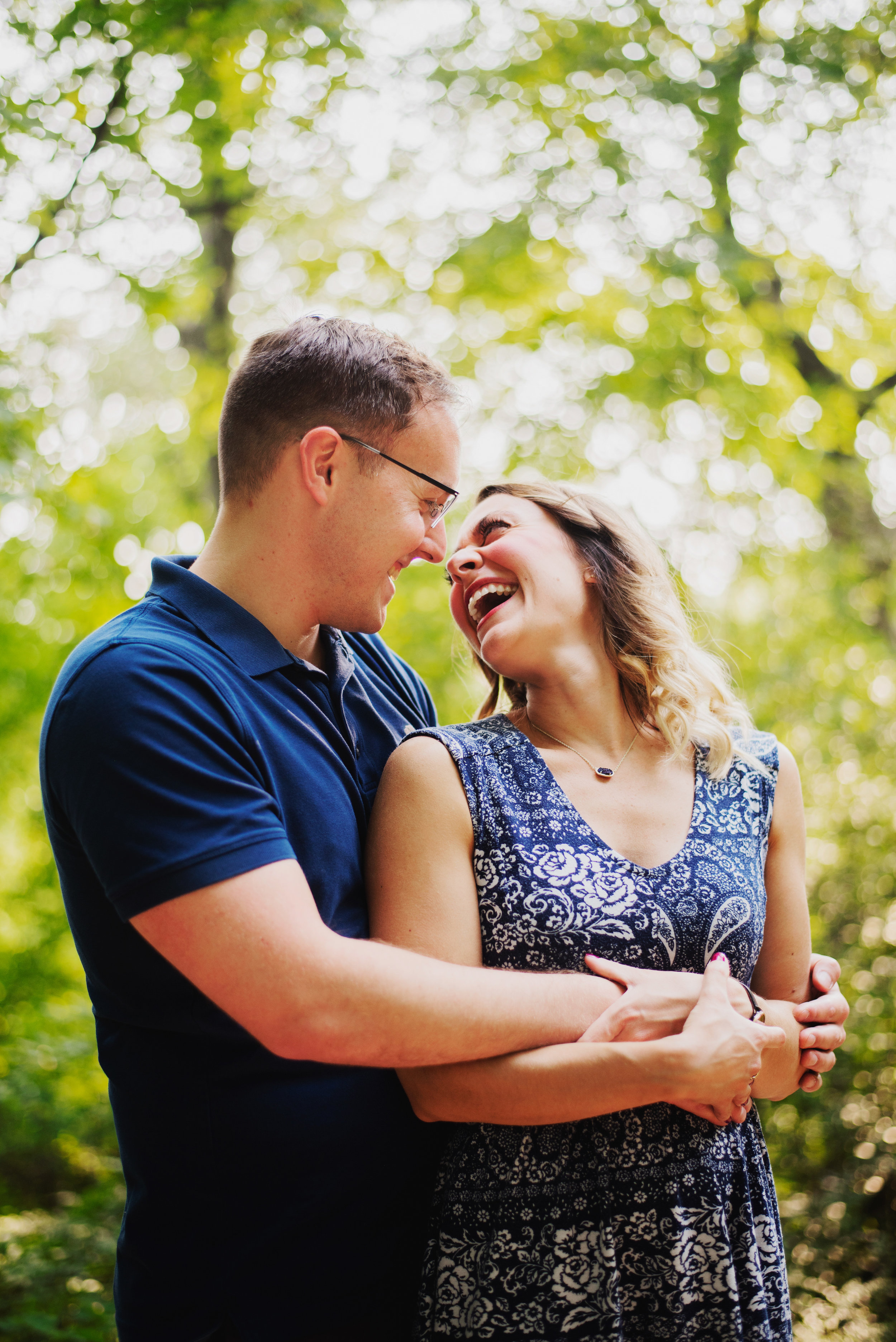 Danielle-Alex-WaterfallGlen-EngagementSession_0164.jpg