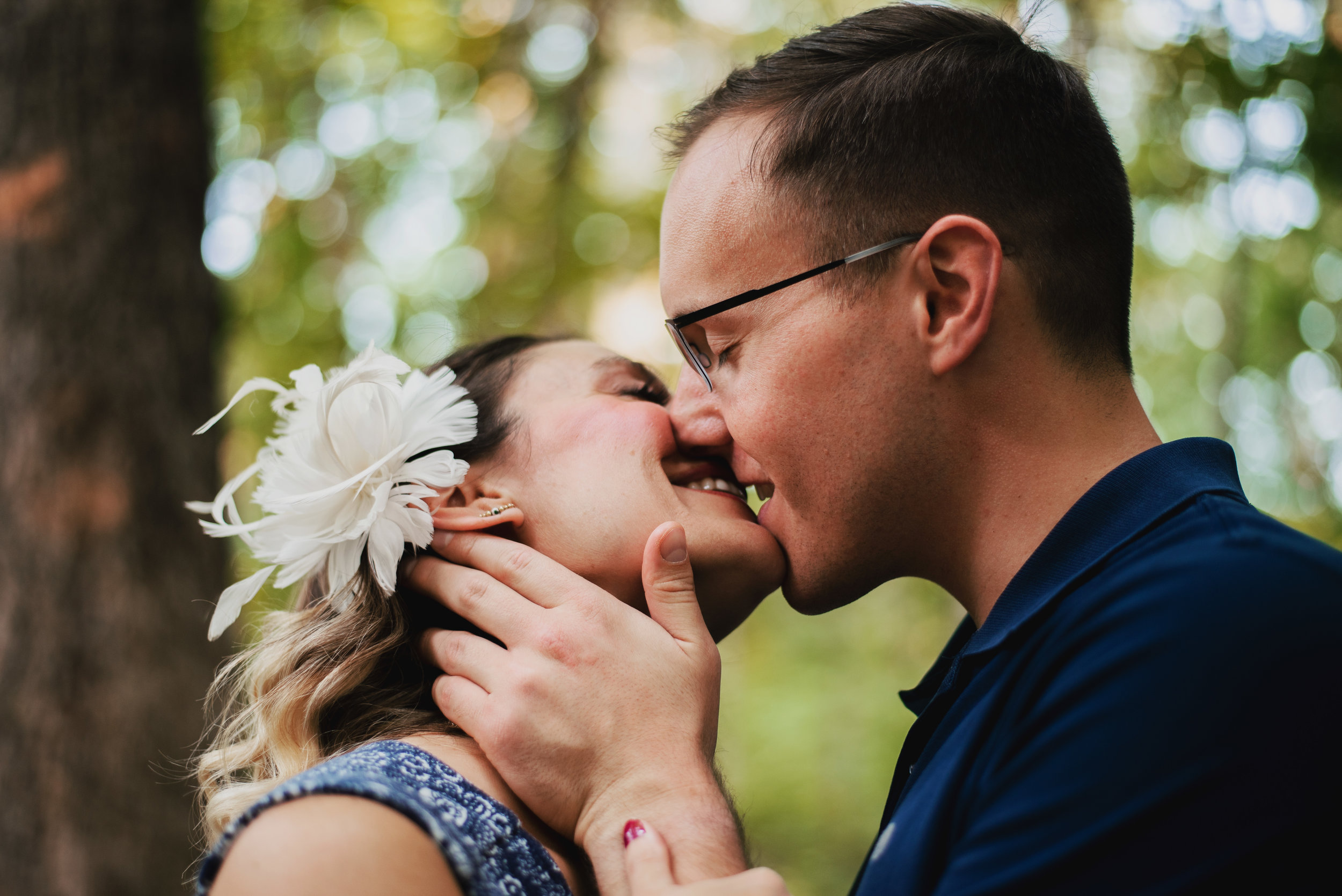 Danielle-Alex-WaterfallGlen-EngagementSession_0791.jpg