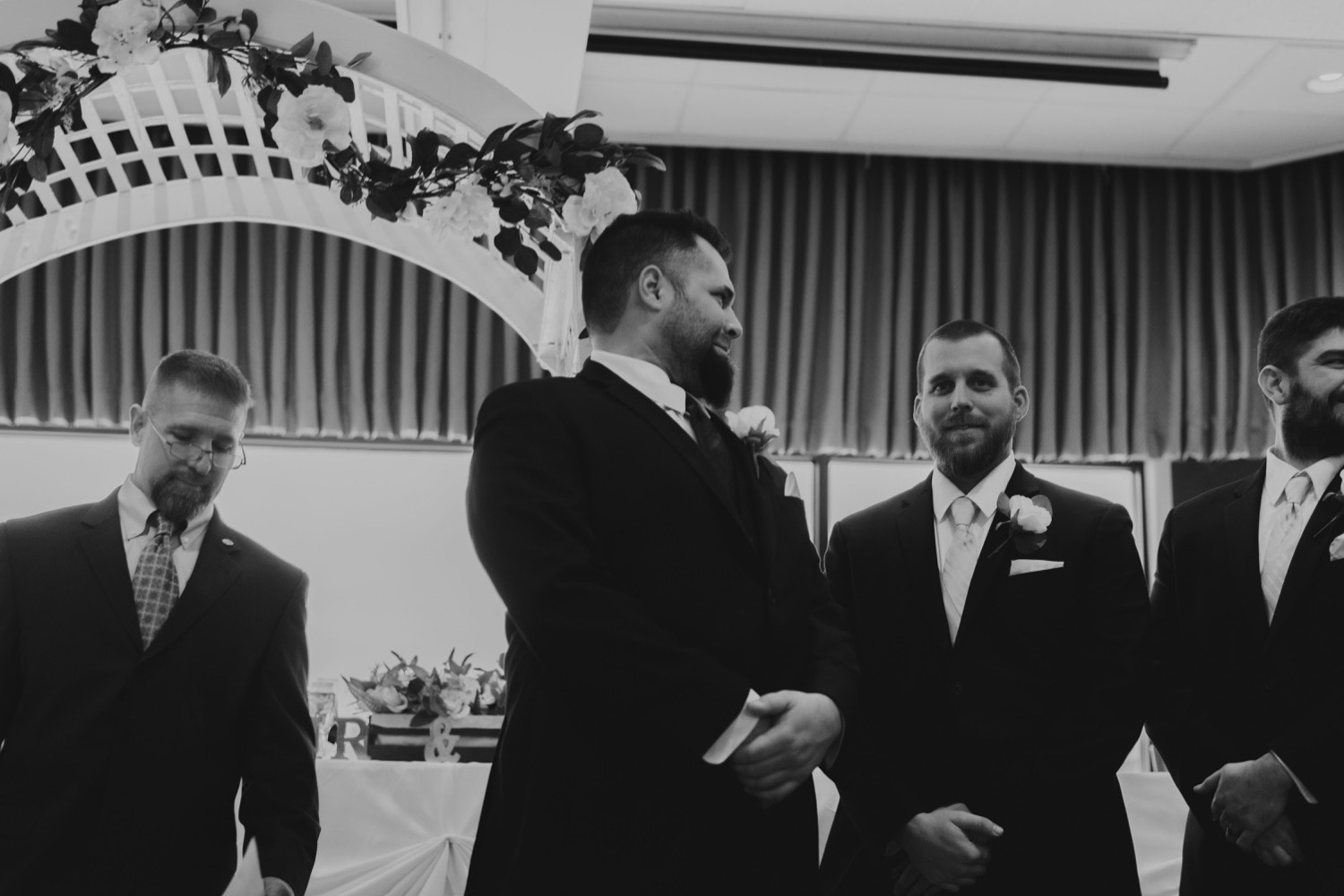 032_Peterson-Villa-Olivia-Bartlet-Wedding_0041.jpg
