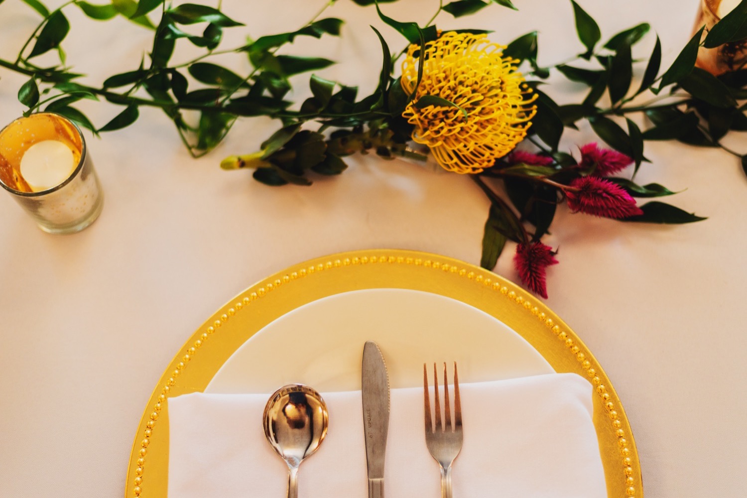 147_Benckendor-TheSilverFox-Streator-Wedding_0215.jpg