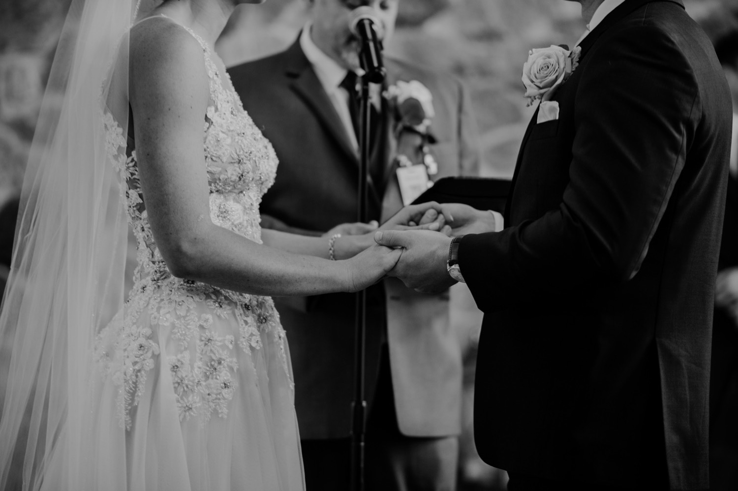 047_Moser-Wedding-OakbrokoBathandTennis_0082.jpg
