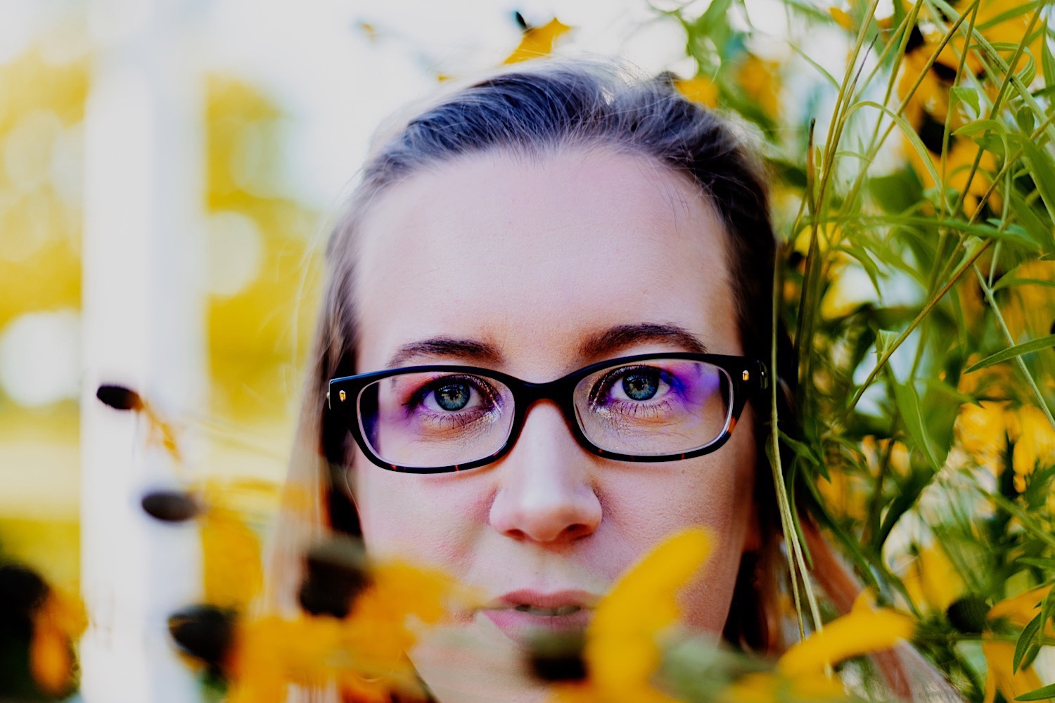 09_Nina-MountSaintMarysPark-StCharles-Headshots_0382.jpg