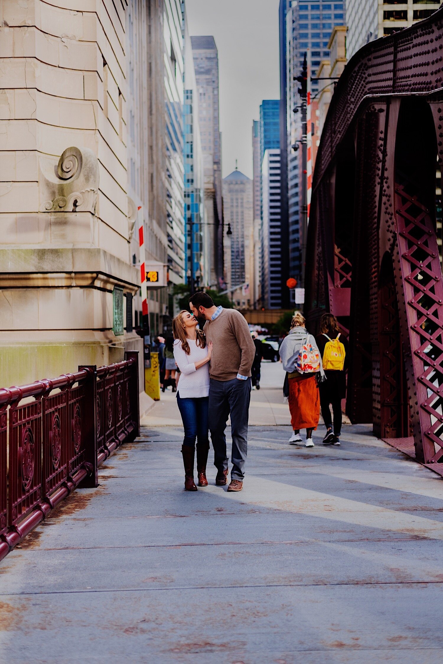06_Julia-Andy-Chicago-EngagementSession-17.jpg