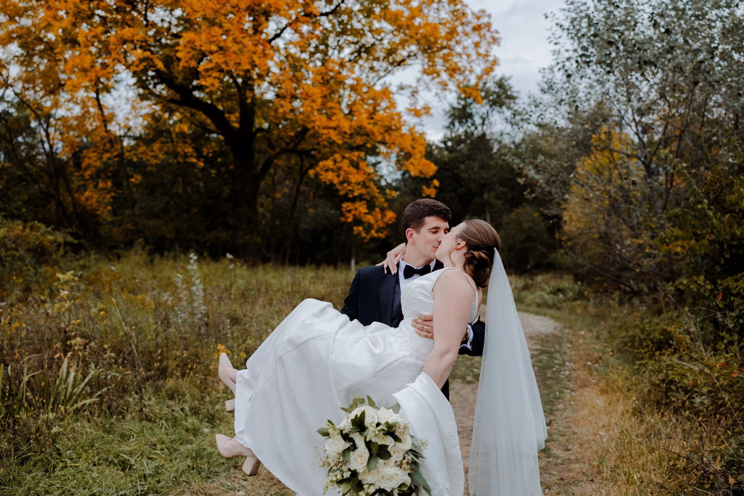 Carol and Connor - Niles, IL - Fall Wedding - Photographed by Shannon - Review