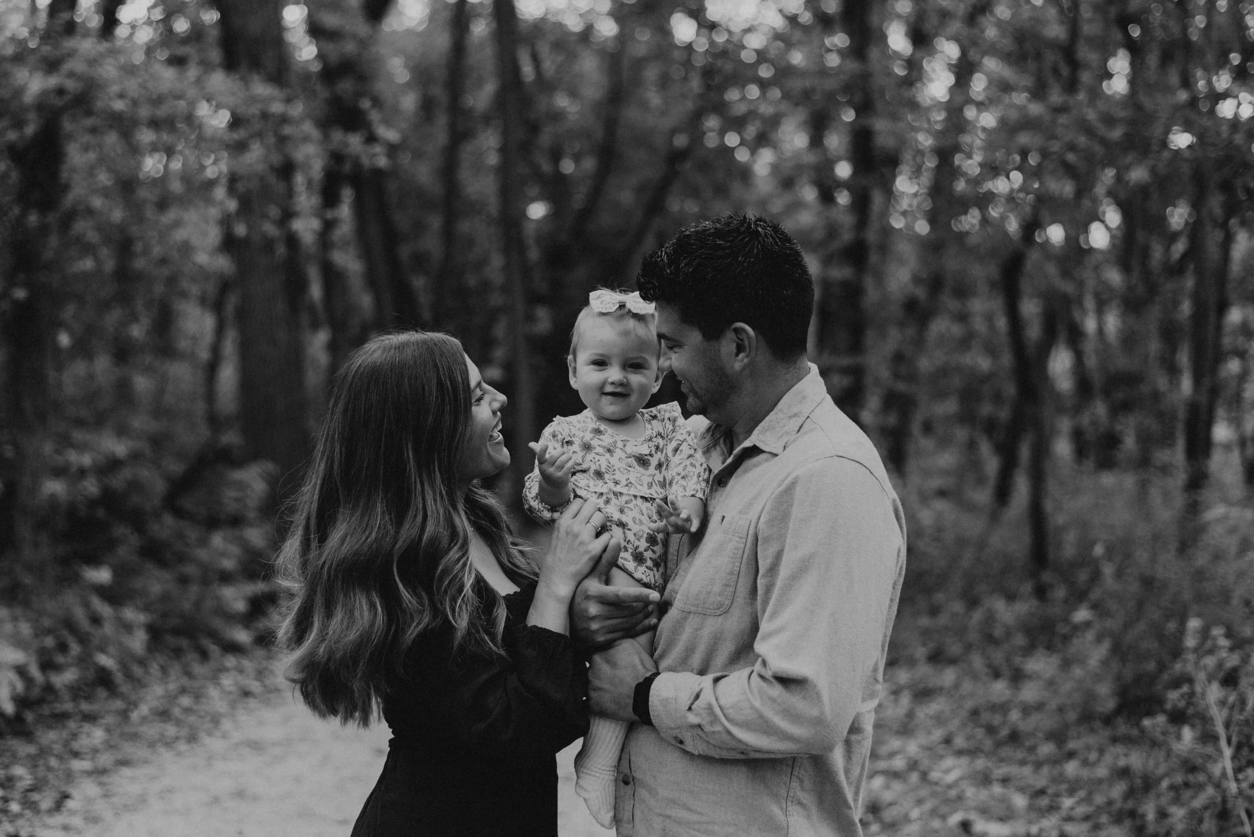 Hernandez Family Mini Session Blackwell Forest Preserve Winfield Illinois // Western Suburbs of Chicago Family Photographer