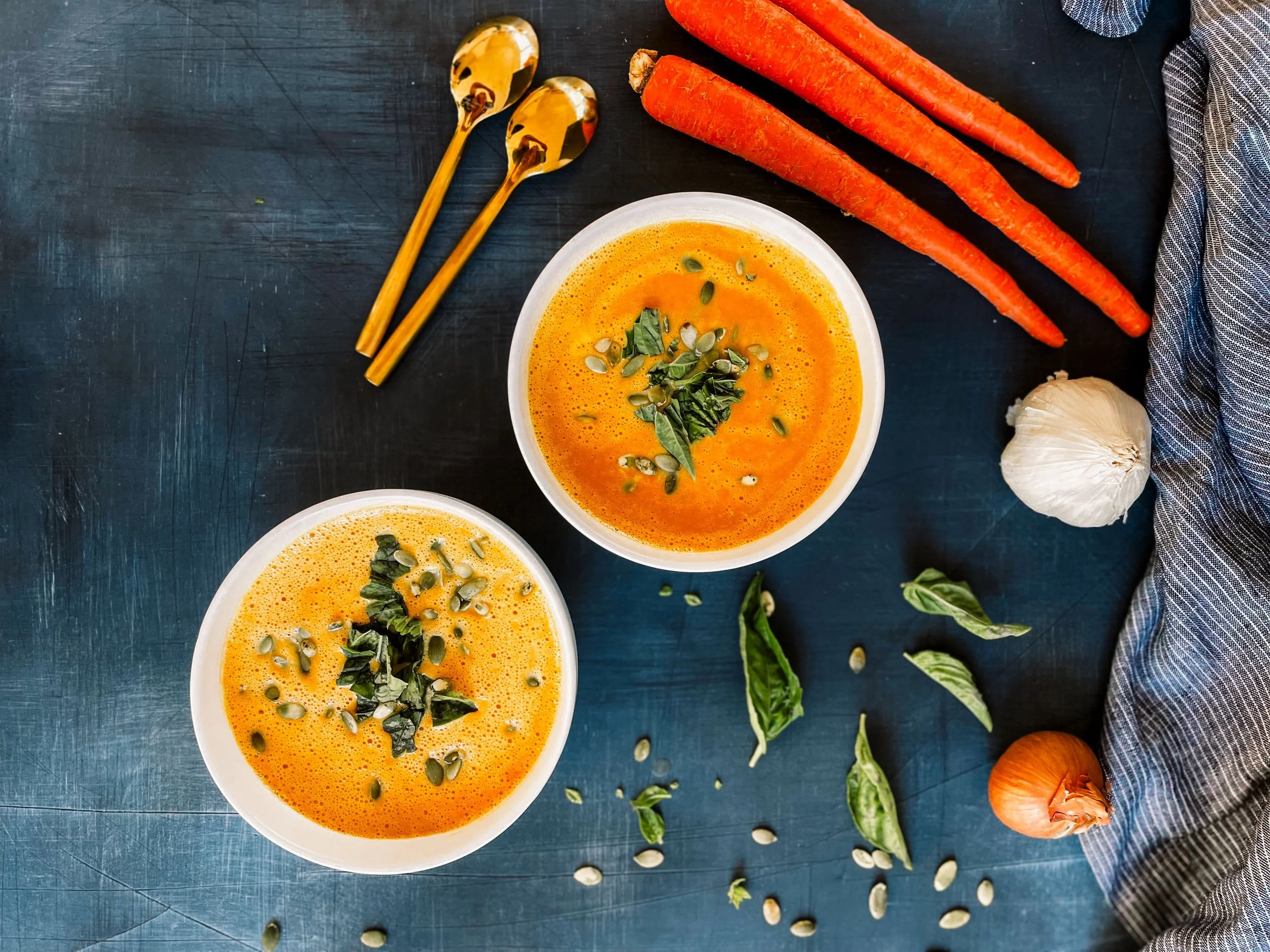 Instant Pot Carrot &amp; Ginger Soup