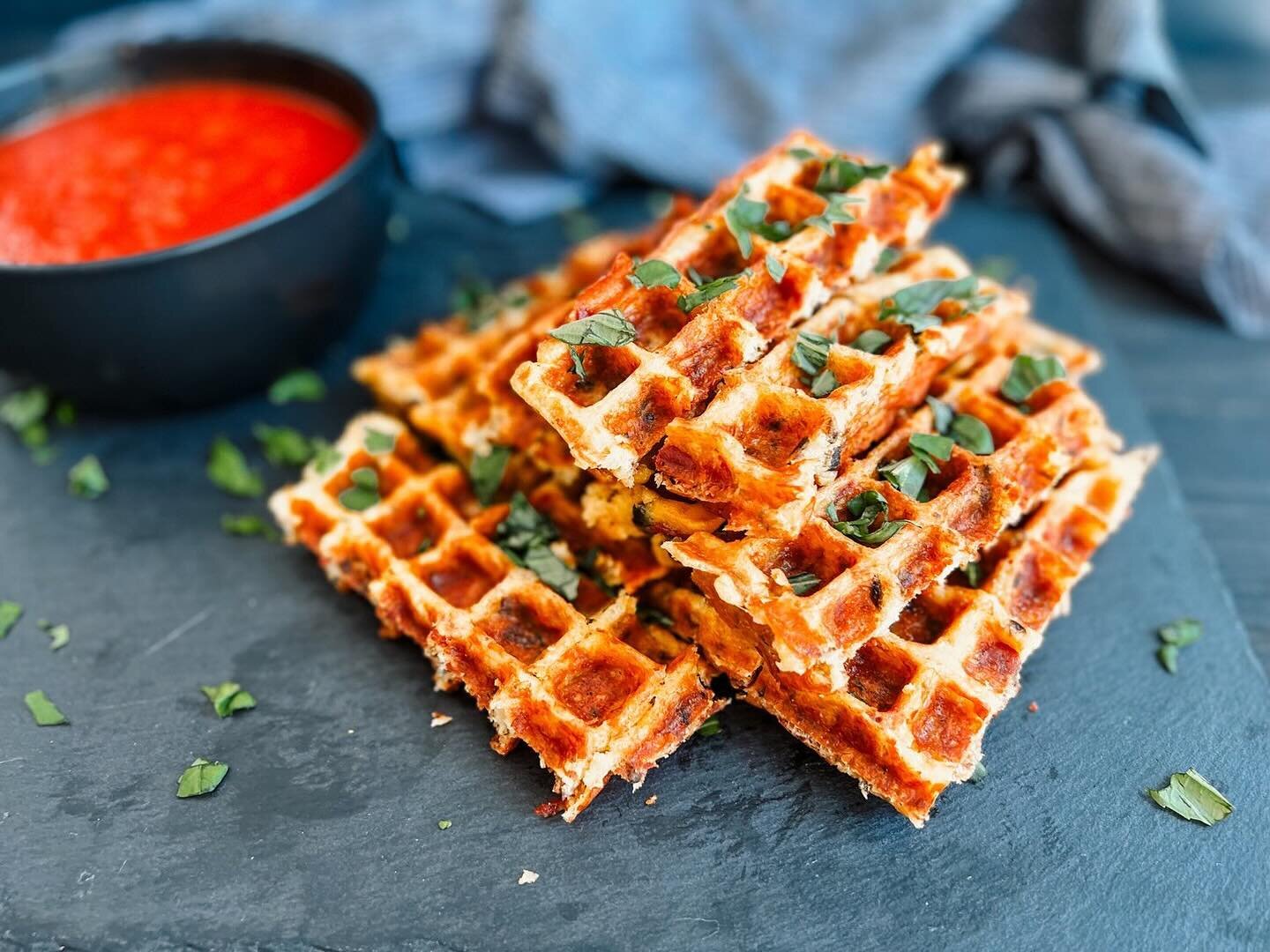 Today is #WaffleDay but have you tried #Chaffles? 

What if I told you that you can enjoy all of the pizza flavors without any of the carbs and enjoy it as a waffle format? Well good news! You can with this delicious Pizza Chaffle recipe! Chaffles ar