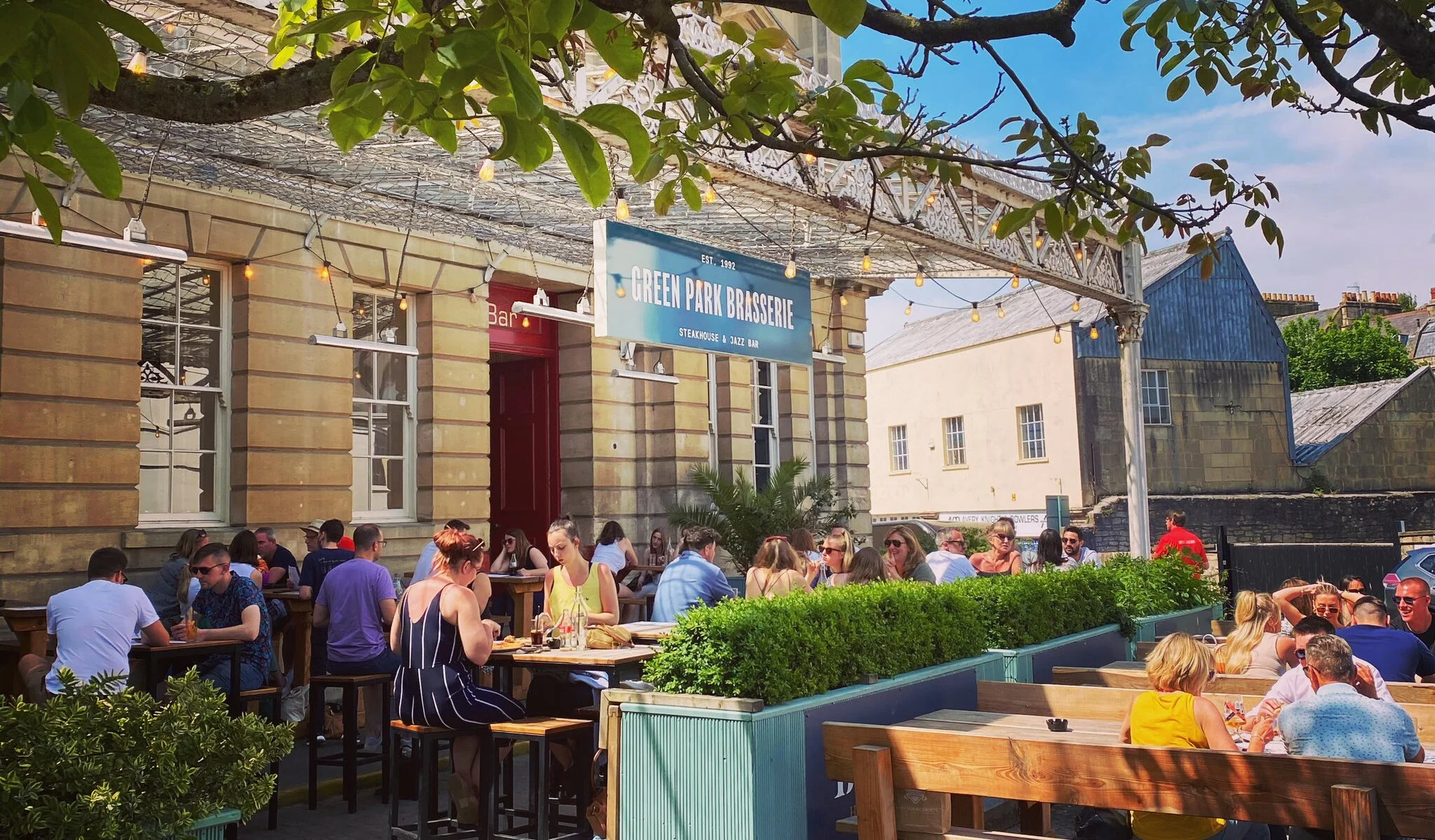 outside-dining-in-bath-terrace-life-green-park-brasserie.jpg