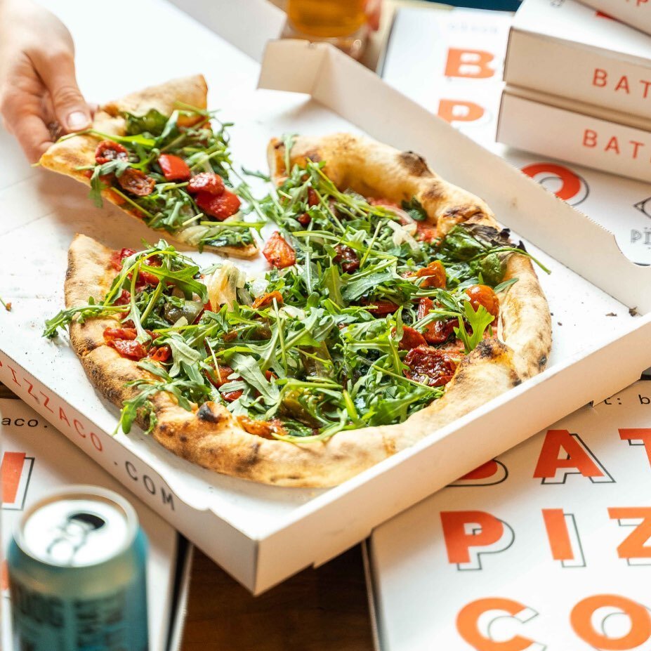 🎉 Dine in / Take out 🎉 We&rsquo;ve got you covered over the whole #JubileeWeekend ☀️ 🍕🥂🍺 
Click + Collect link in bio 👌#bathpizzaco #pizza #pizzalover #pizzalovers #pizzaholic #pizzatime #bankholiday #jubilee #jubileeparty #food #foodporn #food