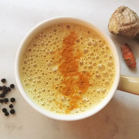immunity-boosting-warm-drinks-02-hs.jpg