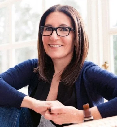 Famous makeup artist and entrepreneur Bobbi Brown is the featured speaker at the Mint Museum Auxiliary’s Fall EnrichMINT event on Nov. 15.