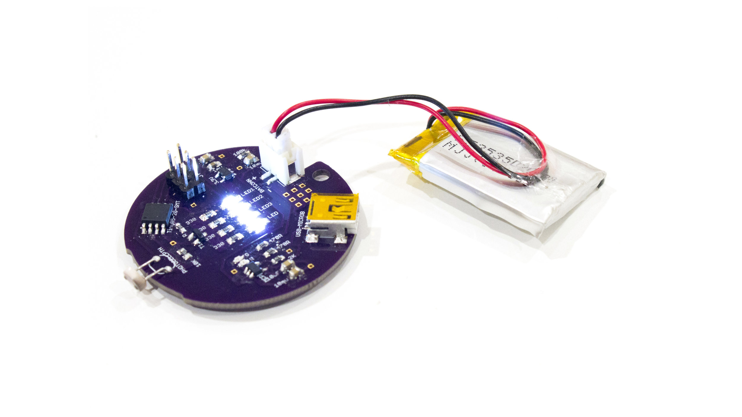 The assembled PCB with battery.
