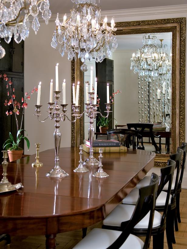 CI-Farrow-And-Ball-The-Art-of-Color-pg114_dining-room-chandelier_3x4_lg.jpg