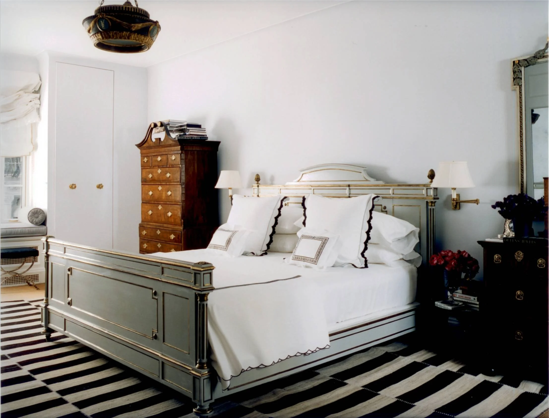 NYC-Sutton-Place-Gut-Renovation-House-and-Garden-Emma-Jane-Pilkington-Farrow-and-Ball-Primary-Bedroom-Classical.jpg