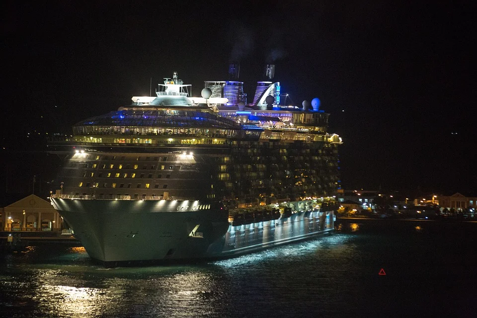 WWF and Royal Caribbean Partnership: 2016 Annual Report