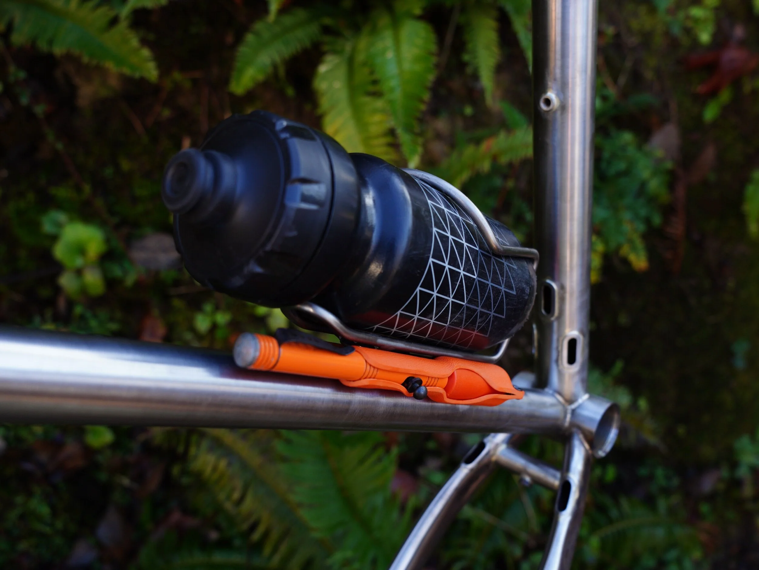 37A601EA-E5D0-42EB-BABE-009979F5B653