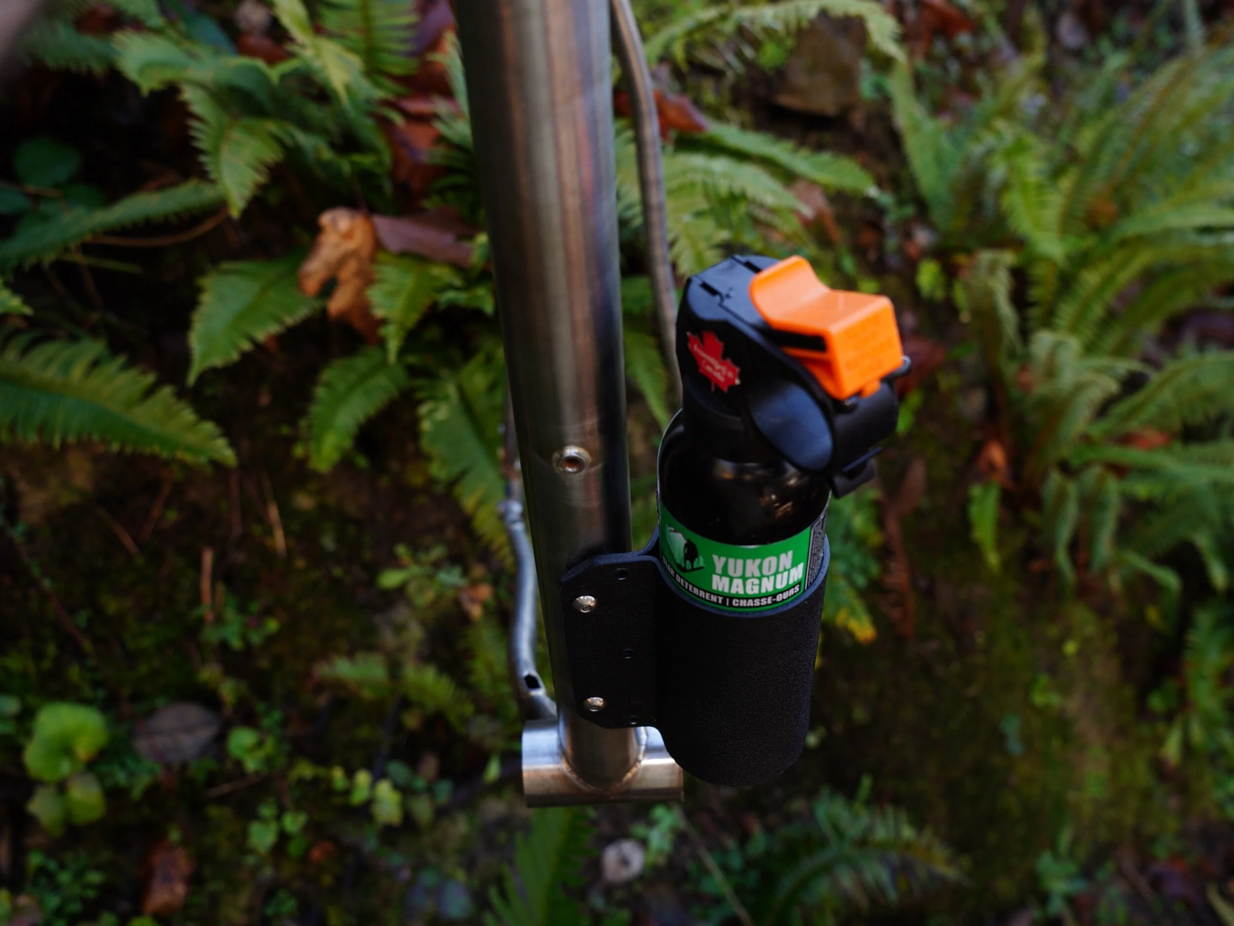 BEARSPRAY HOLDER FOR BIKE