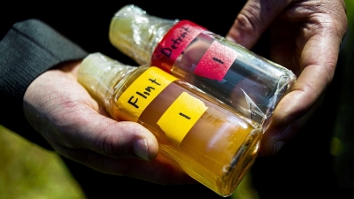 Flint water.jpg