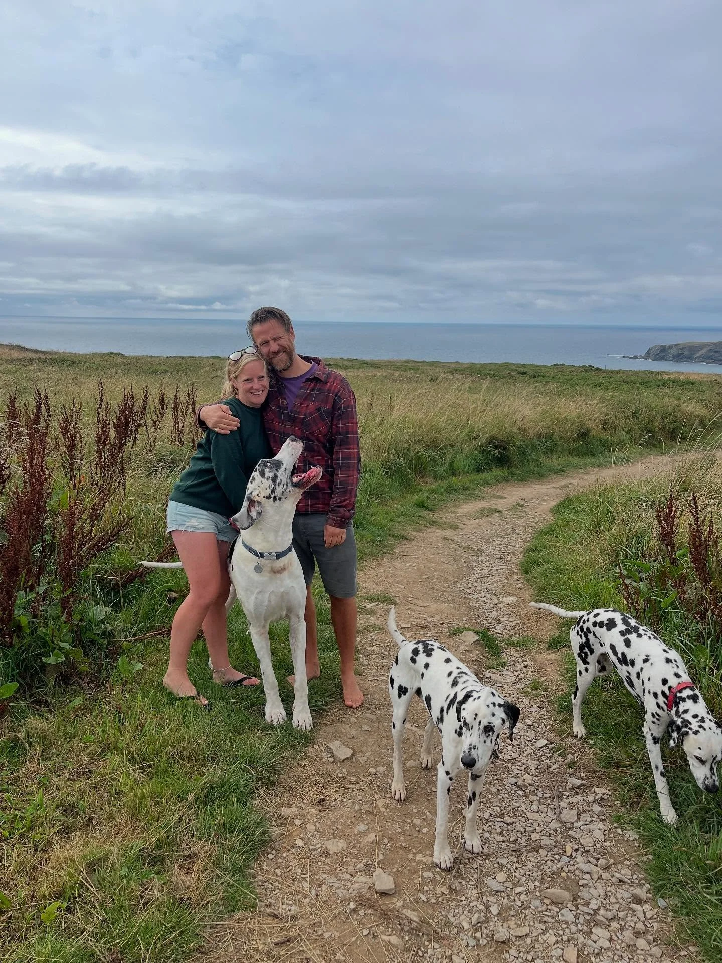 A few pics from the last couple of days.
Got to spend the day hanging out with @sarahamc3 yesterday, who I have not seen for 14 years and yet it was just like we had been hanging out the whole time
Had a beautiful walk along bedruthan step coastal