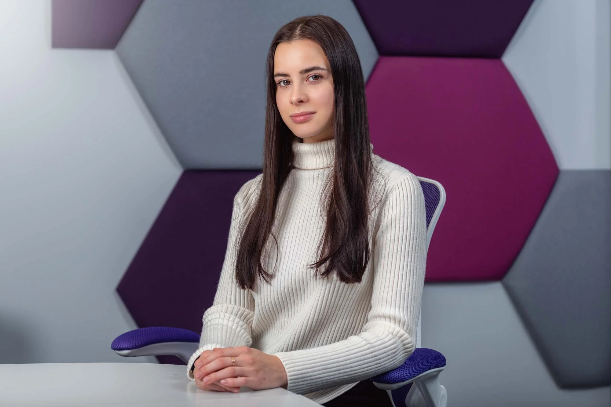 Female Corporate Headshot Professional Woman London – Business Portrait Photographer London