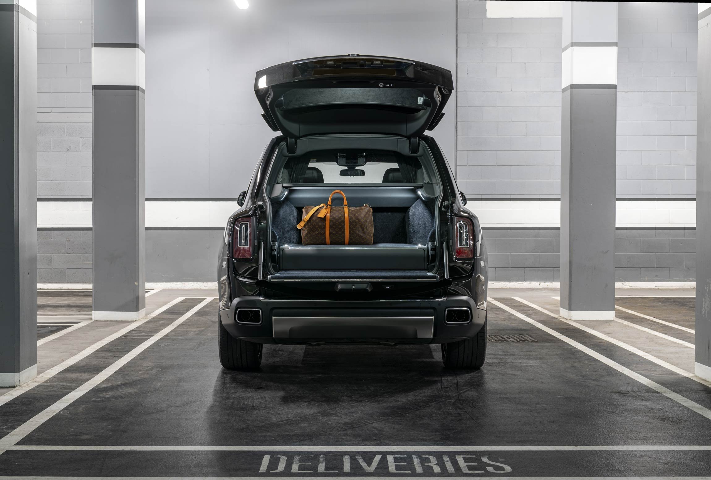Rolls-Royce Cullinan Open Trunk with Louis Vuitton – London Luxury Car Photographer