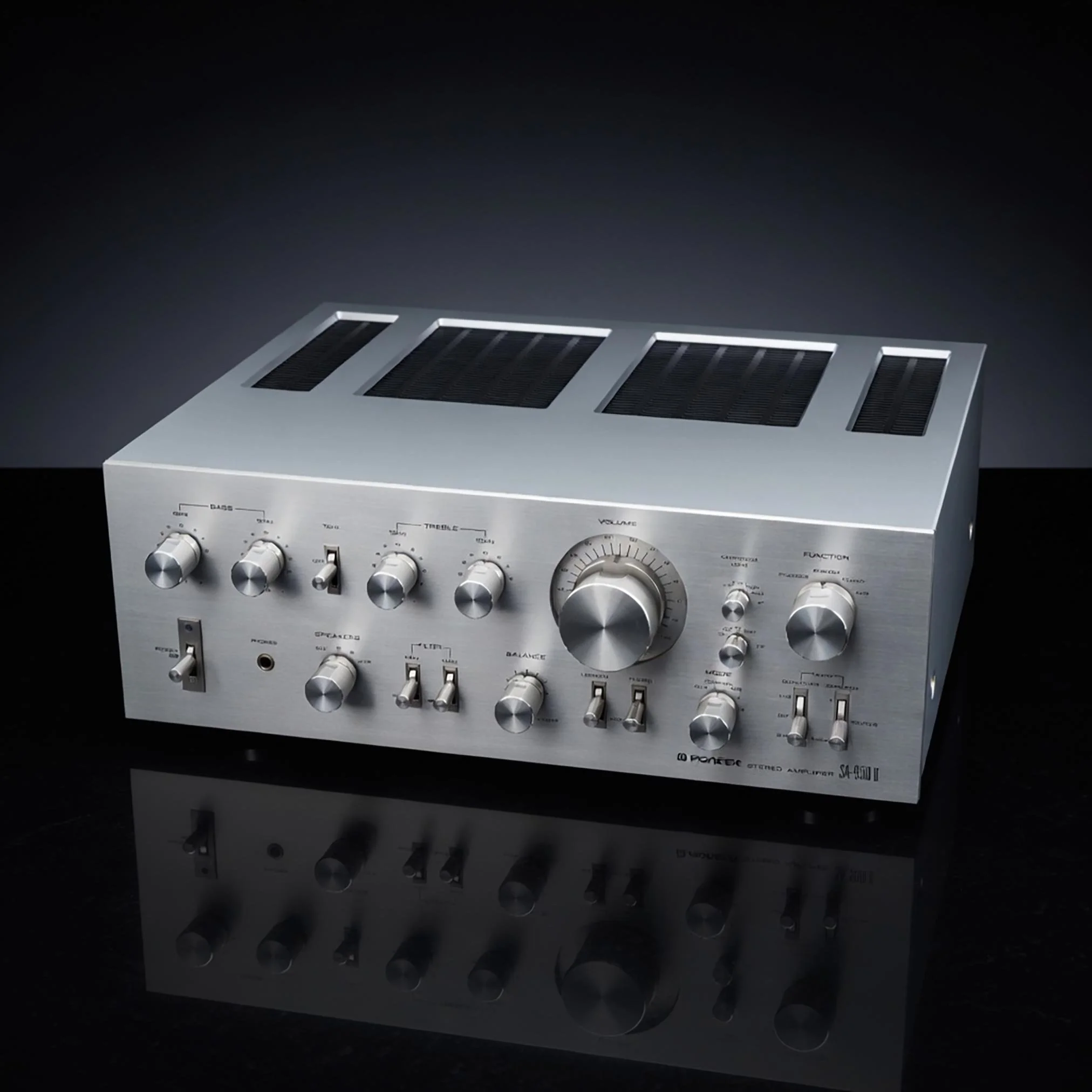 Luxury audio amplifier product photography with reflection – London product photographer