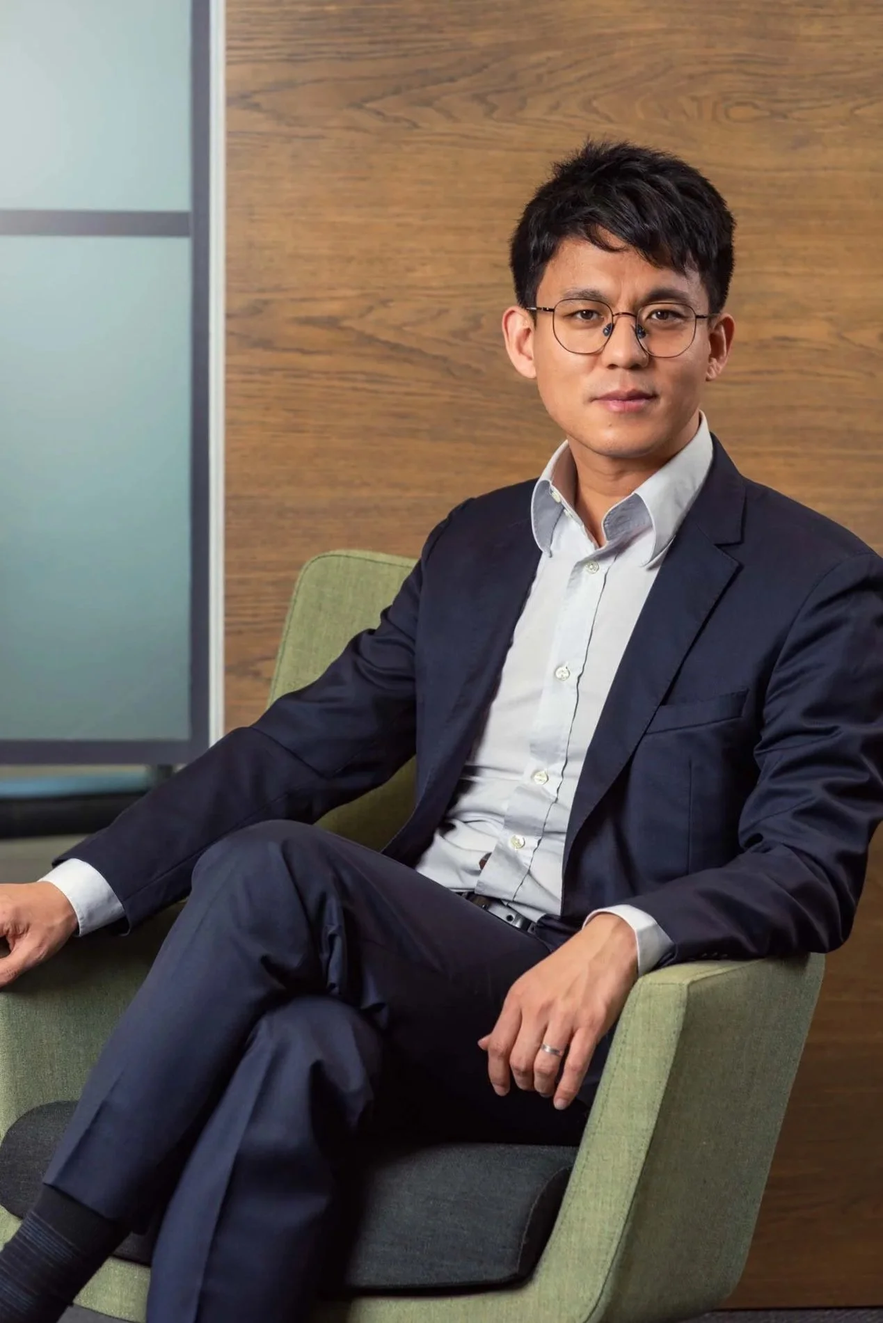 Executive Portrait Professional Male London – Corporate Headshot Photographer London