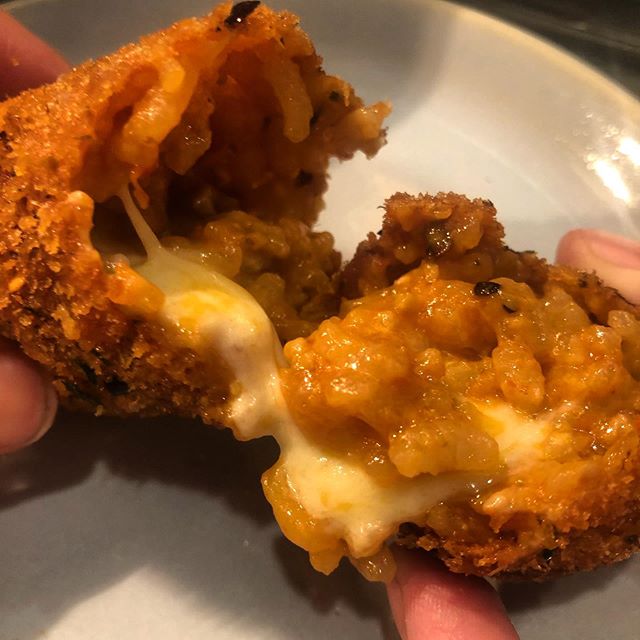 Arancini girls just wanna have fun. No dried out risotto balls round here, just juicy, oozy lovely little balls of deliciousness.#arancini #riceballs #suppli #friggitoria #deepfried #islington