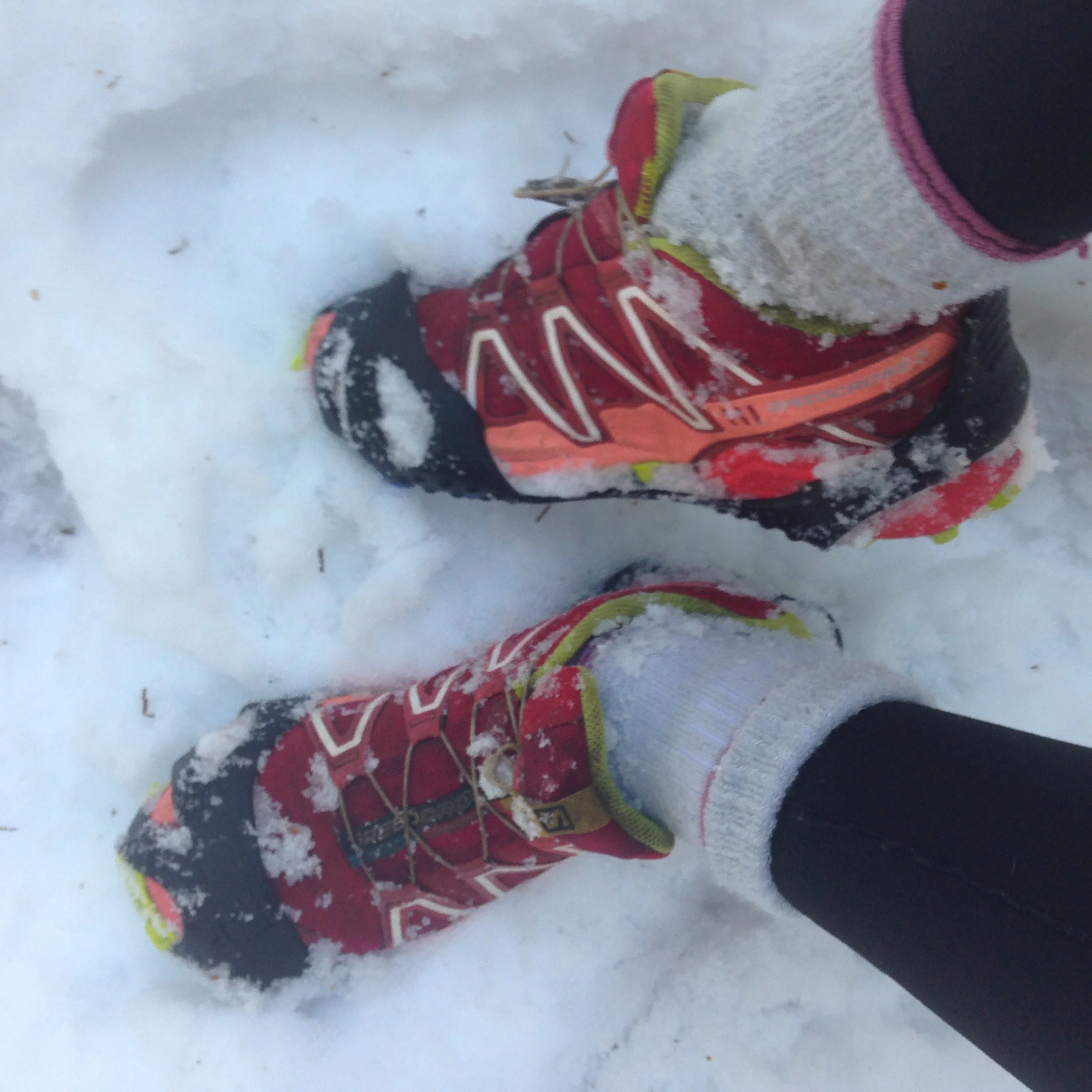 Second pair of socks over leggings - fashion statement or simply cold? Shoes: Salomon Speedcross 3's
