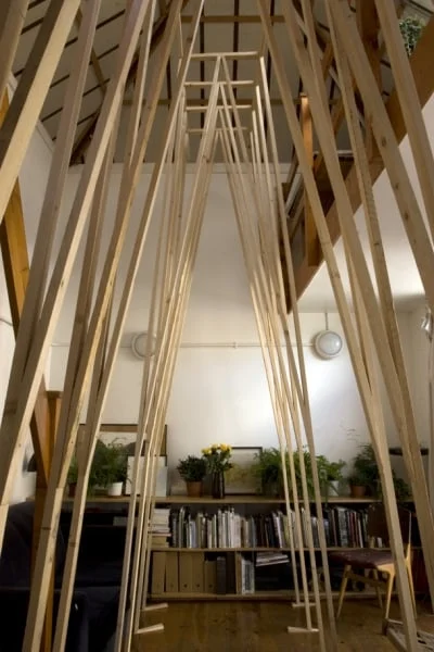 Inhabiting structure