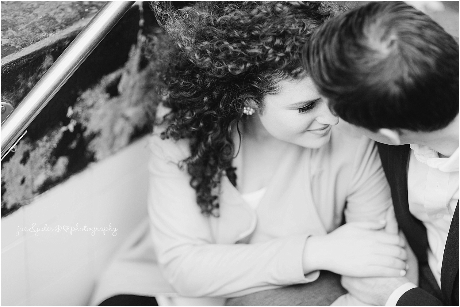 jacnjules photographs engagement in NYC in the meatpacking district
