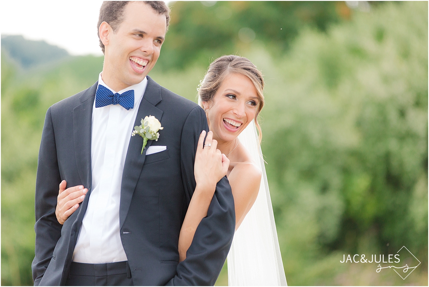 jacnjules photographs bride and groom's wedding at immaculate conception in annandale nj