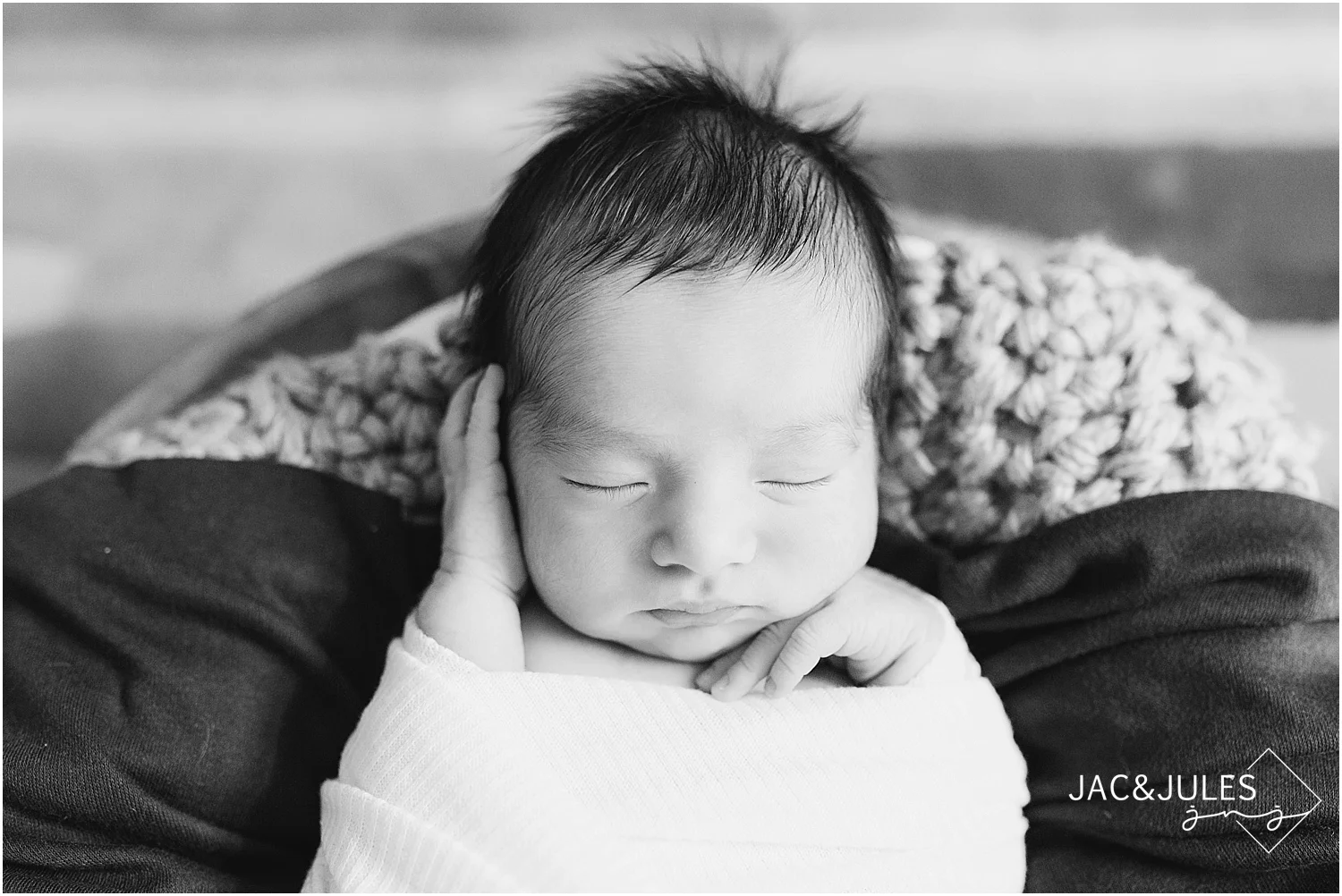 roselle-j-in-home-newborn-photos-by-jacnjules
