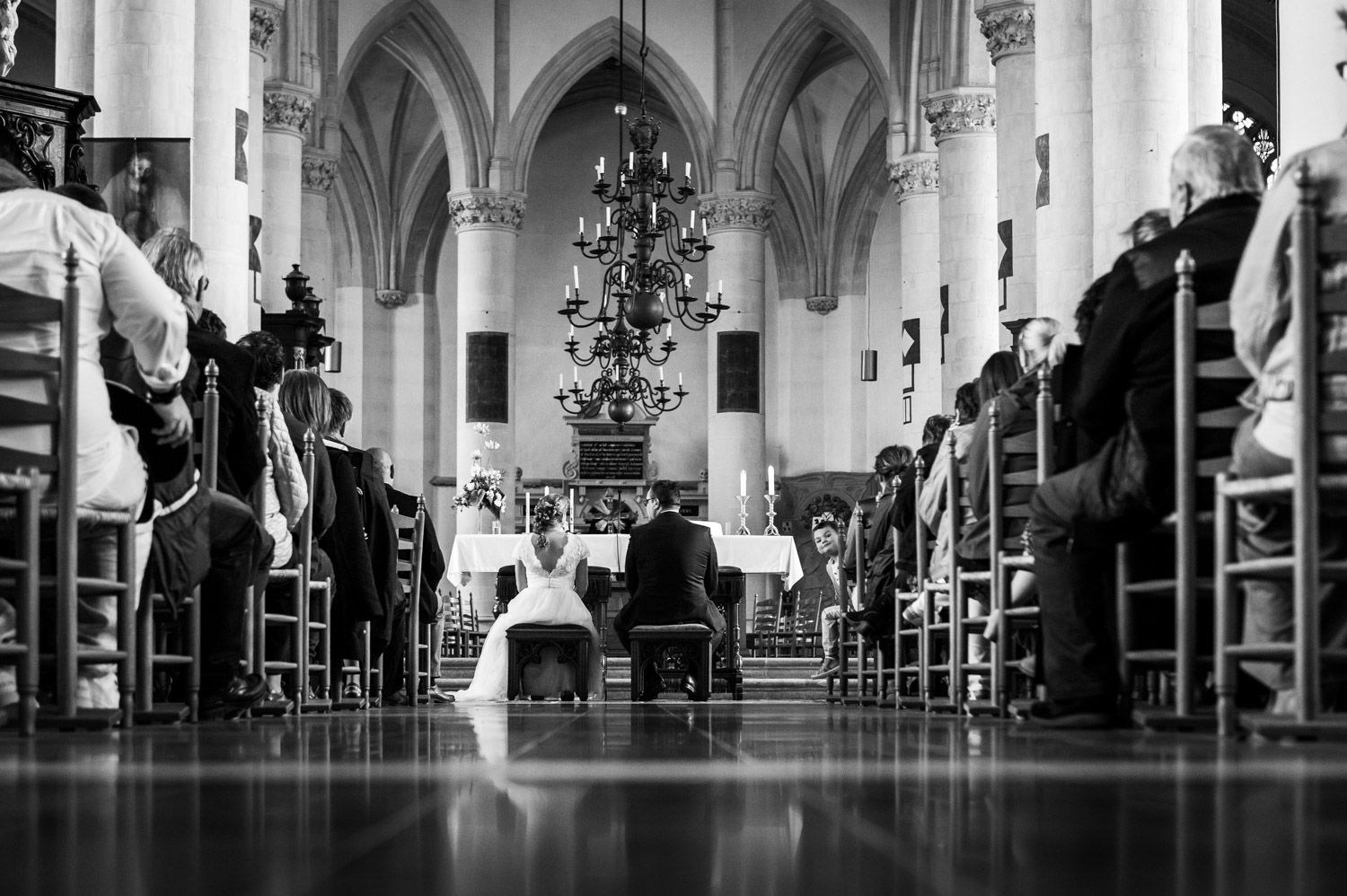 Copy of mooie overzichtsfoto Peperbus in Bergen op Zoom tijdens een huwelijksceremonie door Cfoto