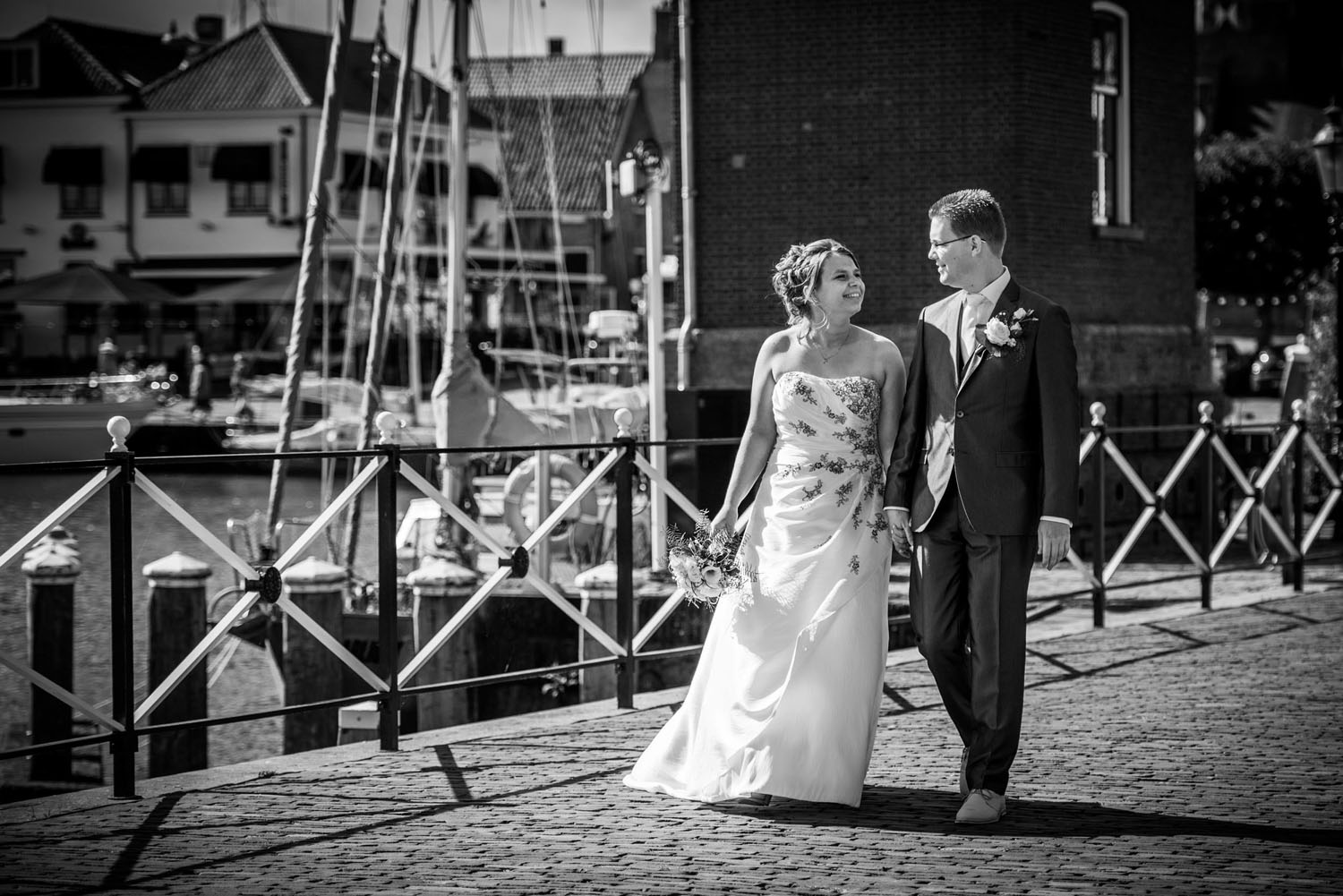 Copy of Willemstad, bruidsfotografie, aan de haven. trouwfotograaf Cfoto komt ook uit de buurt van Willemstad