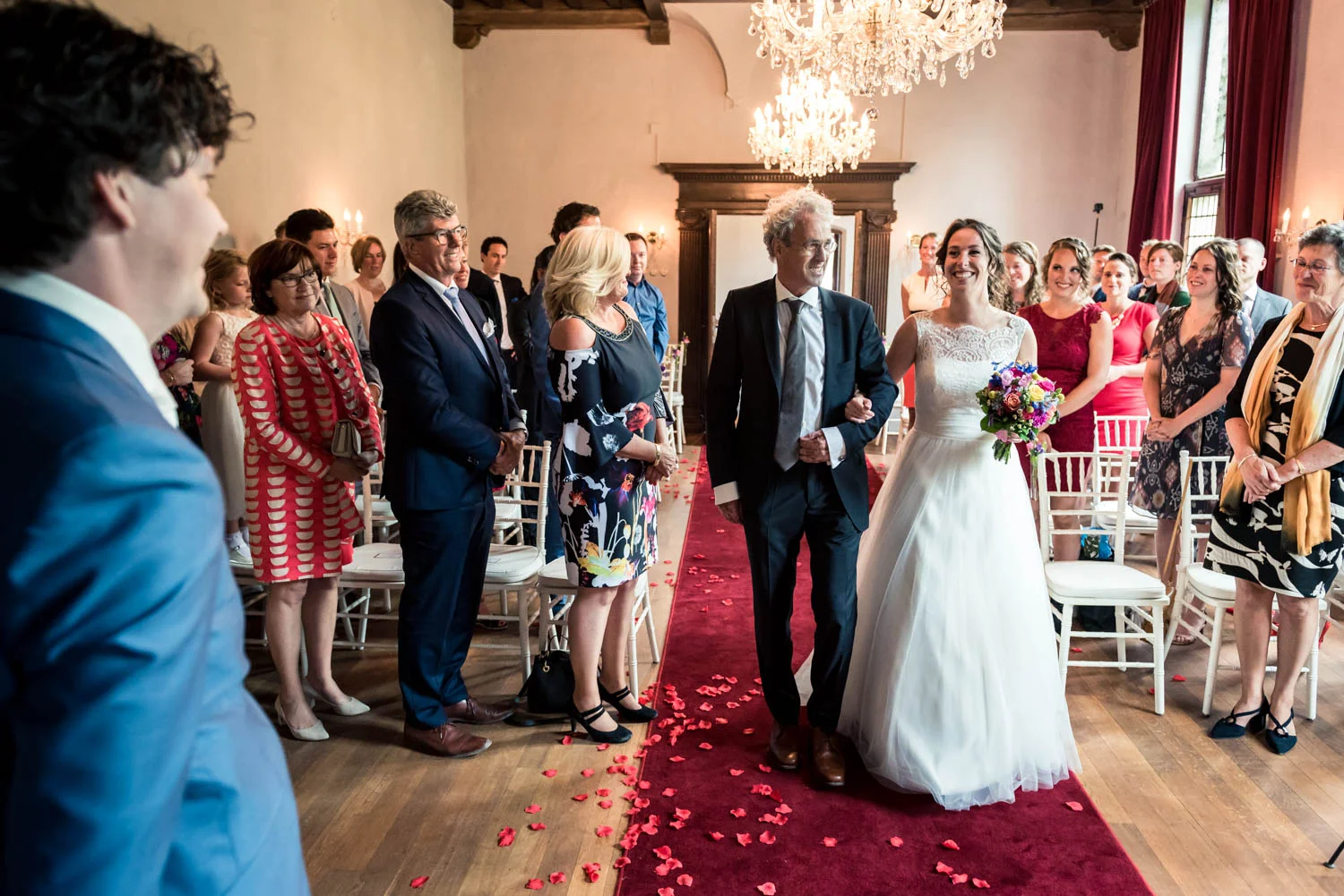 bruidsfotografie in het kasteel Dussen tijdens de ceremonie