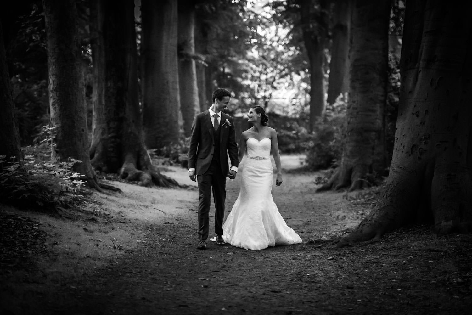 bruidsfotografie in het bos