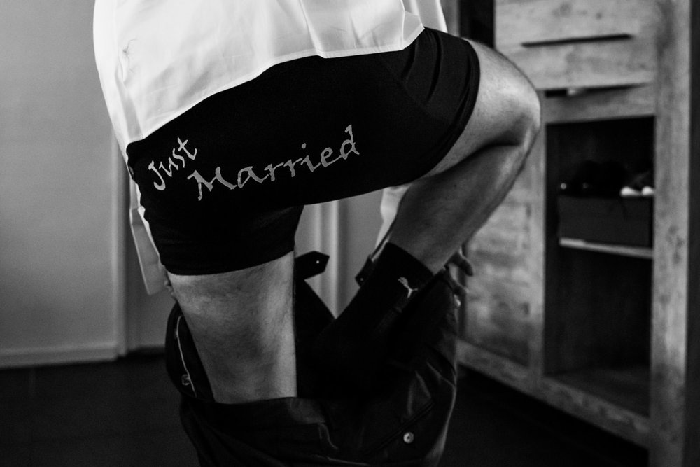 underwear met de tekst getting married