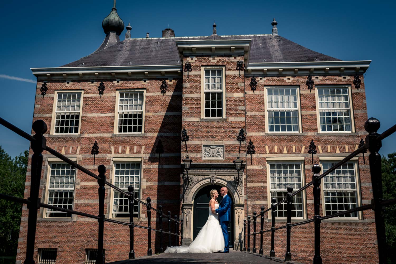 aan de zijkant van het kasteel bouvigne op de brug maakten we de