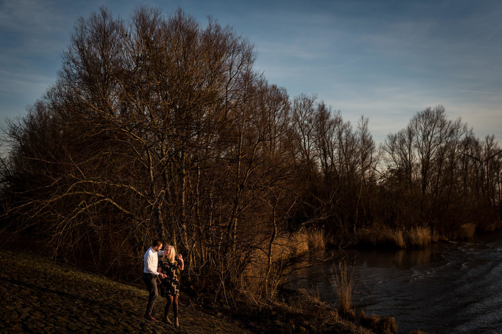 portret-spontaan-sfeervol-loveshoot.jpg