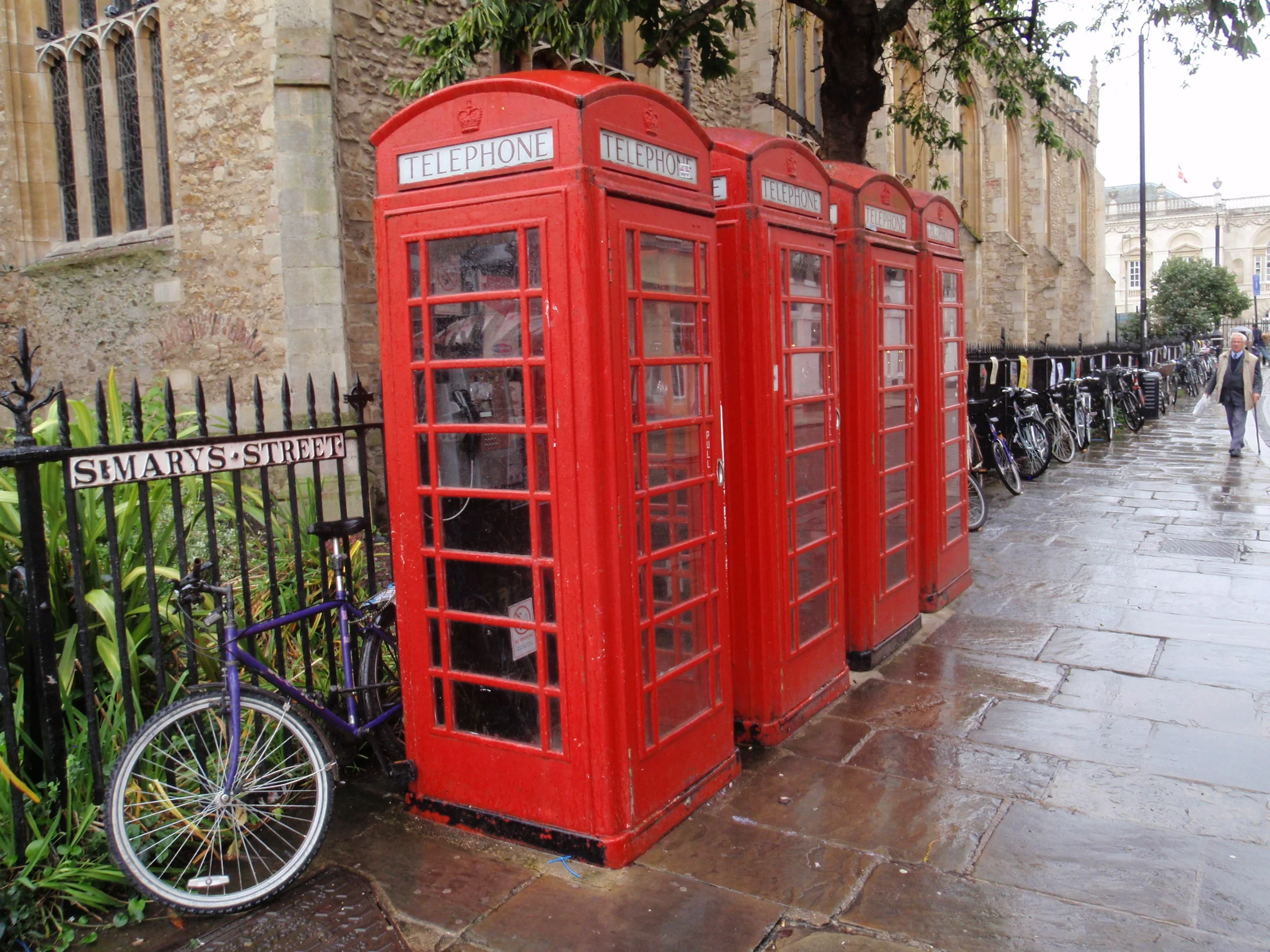 Taking over England (or wherever): Giant Photo Blog 5 – The Cambridge Tour Edition