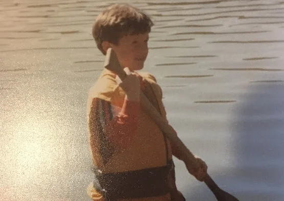Kid me with oar.JPG