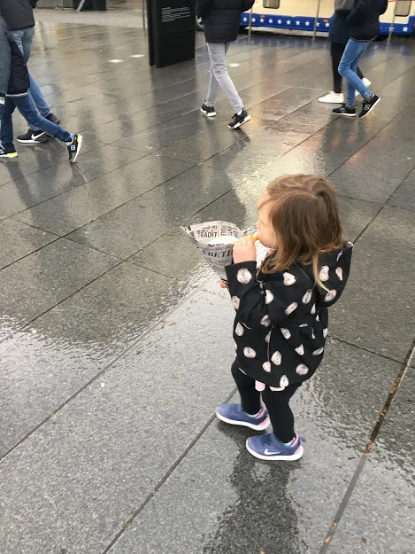 Can’t Miss Sights and Activities in London or Random Things We Did with Our Kids?