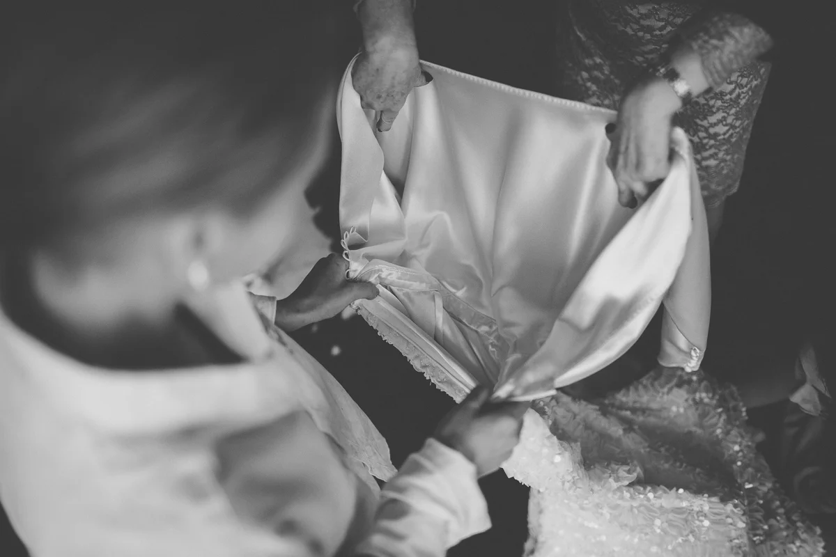 wedding-photography-finsbury-town-hall-london-16.jpg