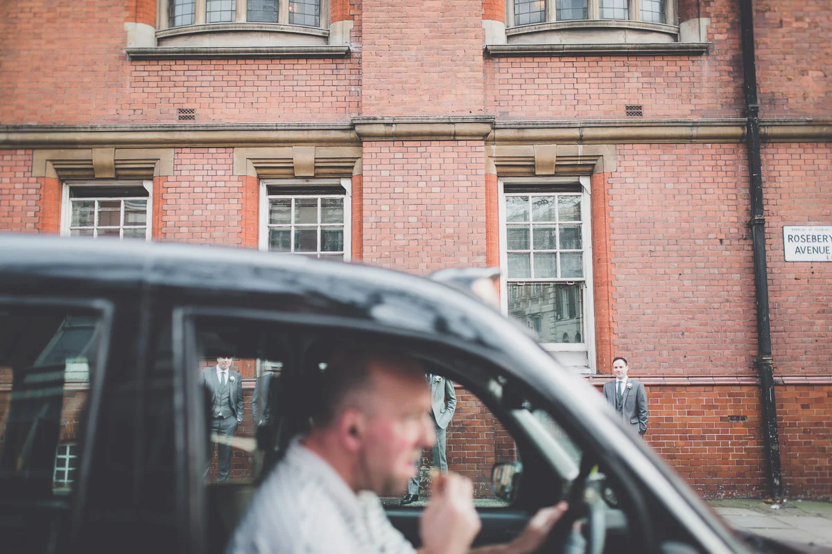 wedding-photography-finsbury-town-hall-london-26.jpg