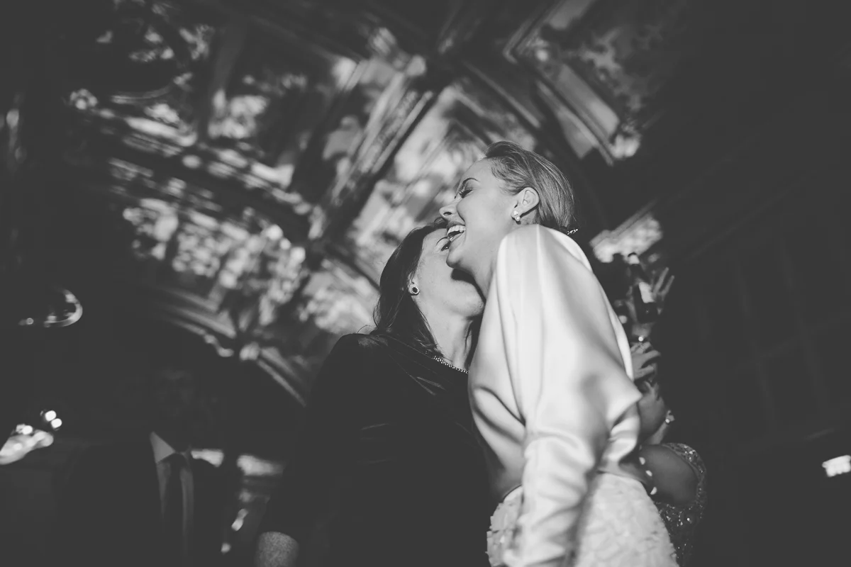 wedding-photography-finsbury-town-hall-london-92.jpg